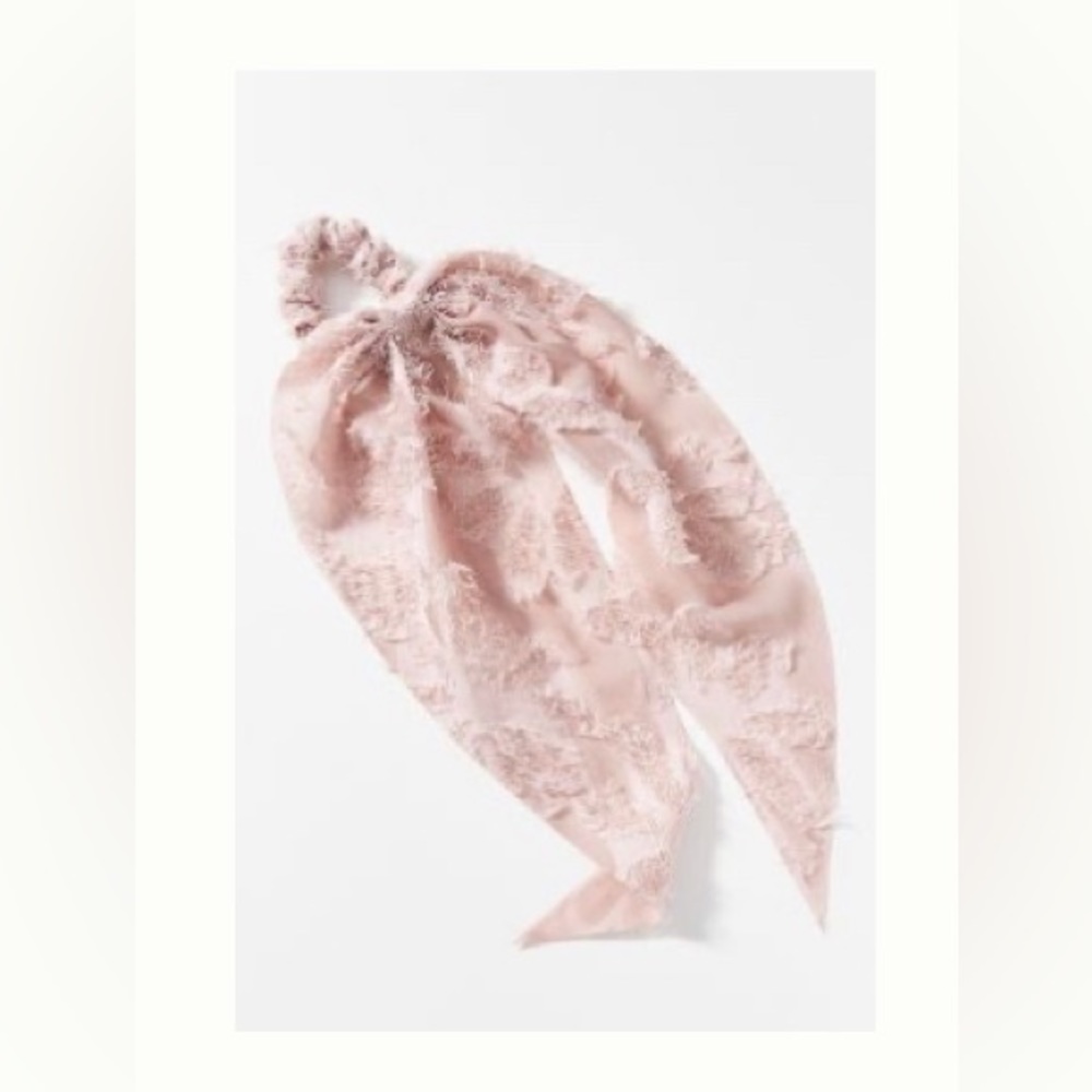 Anthropologie Dusty Rose Bethany Textured Hair Scarf Tie EUC Sold Out Online